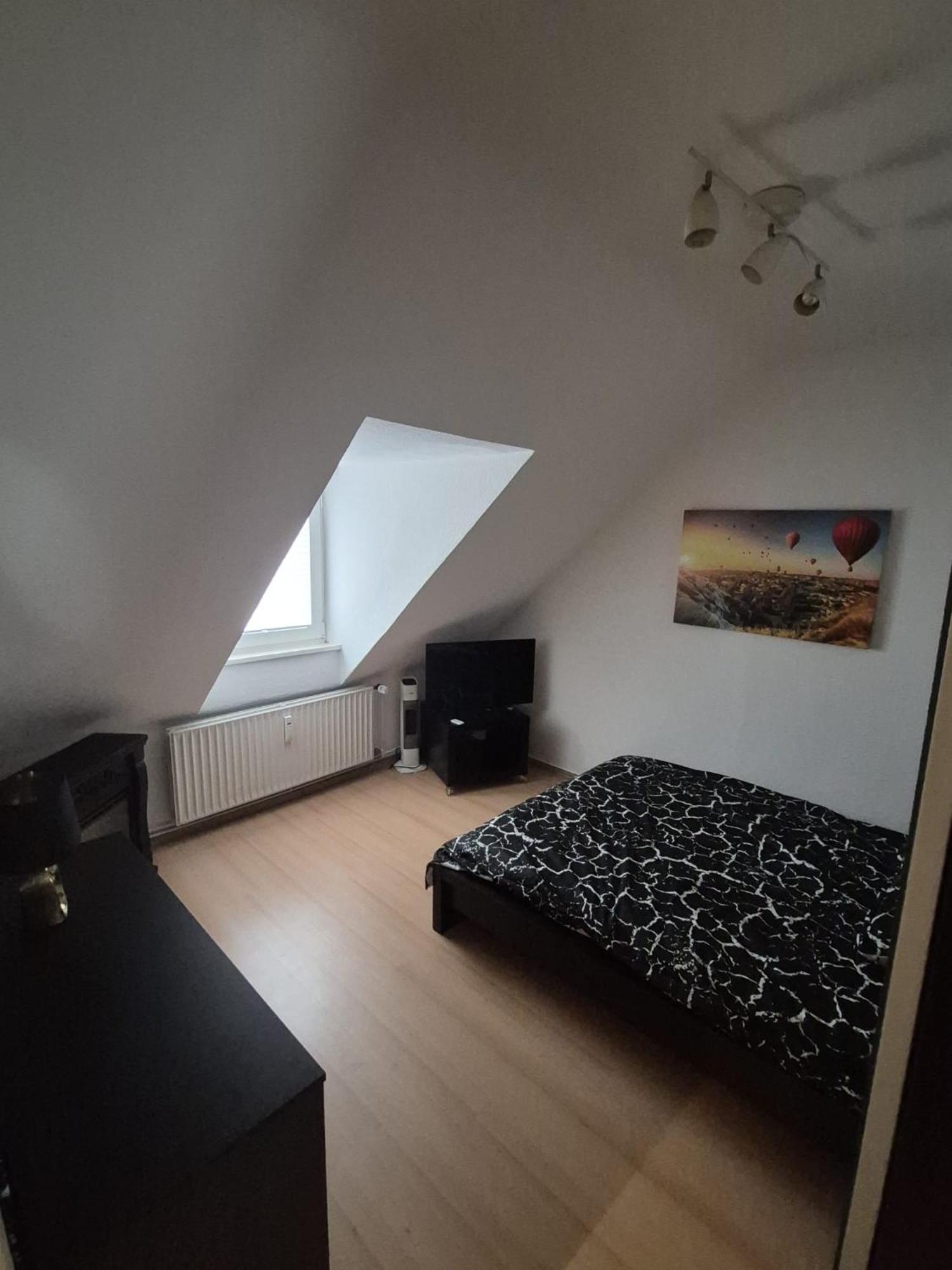 App R12 Apartment